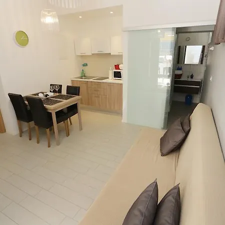 Street Apartments&room Gasthuis