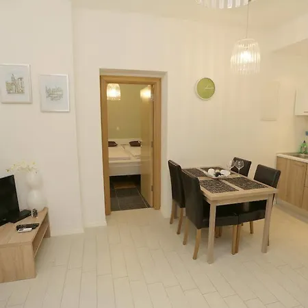 Street Apartments&room Gasthuis