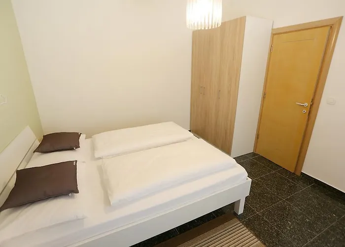 Guest house Street And 3*