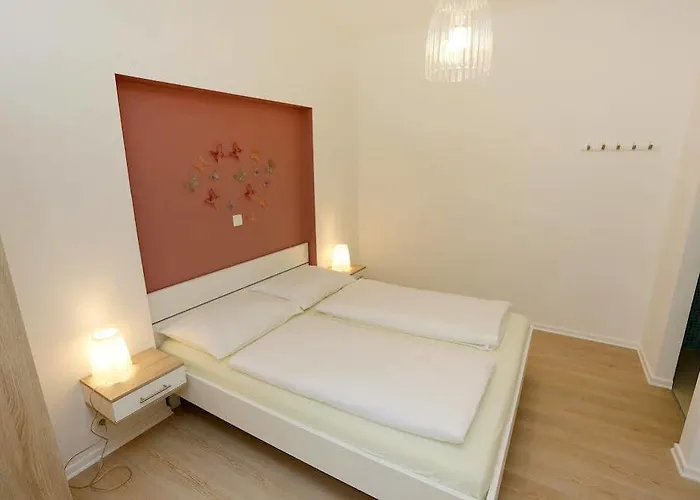 Guest house Street And